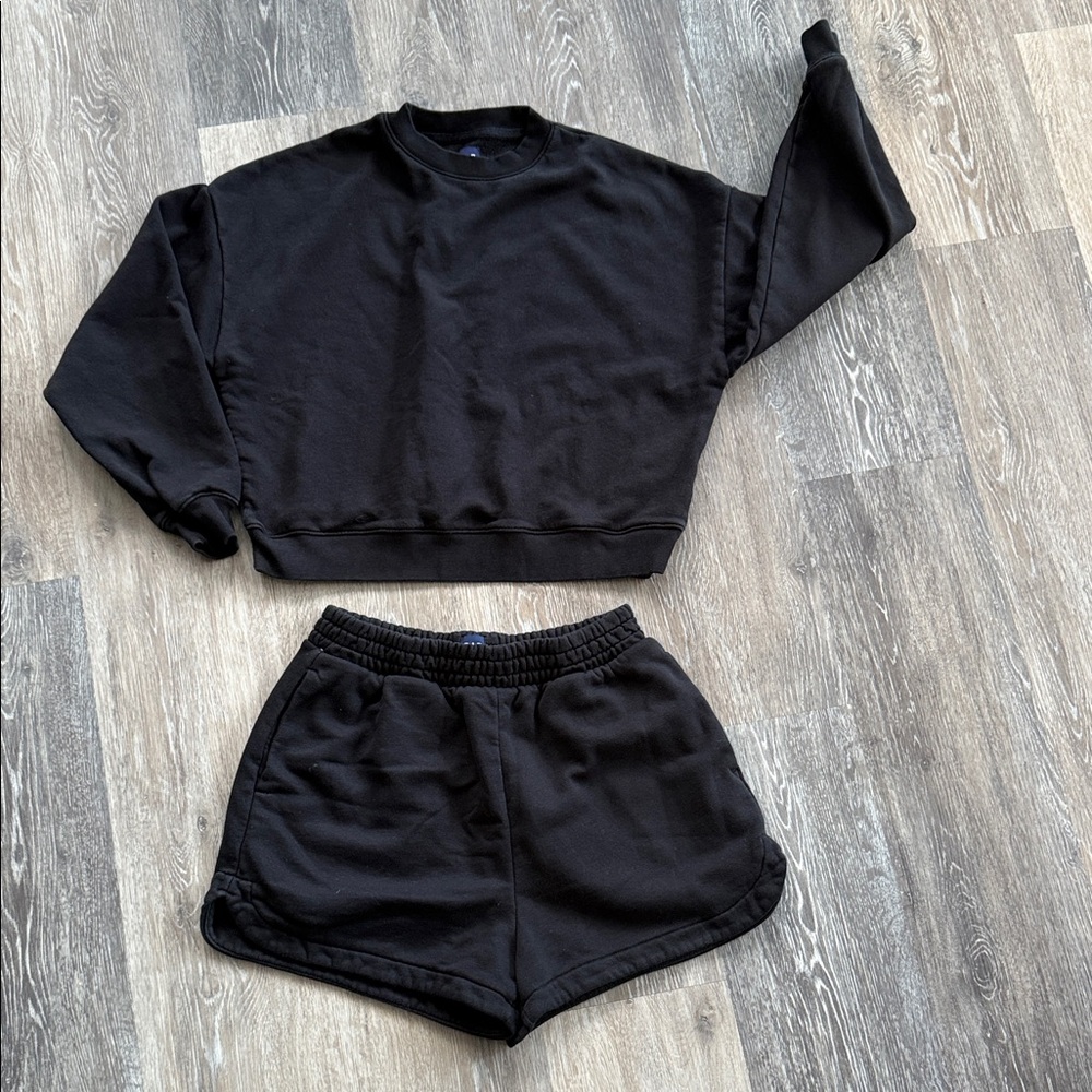 GAP Black Women's sweatsuit